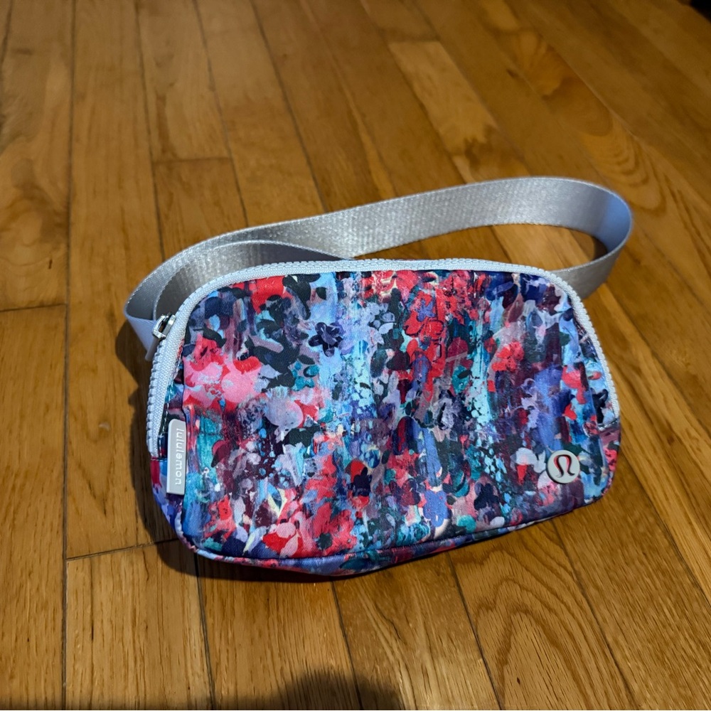 Lululemon Belt Bag -- 1L Flower Glide